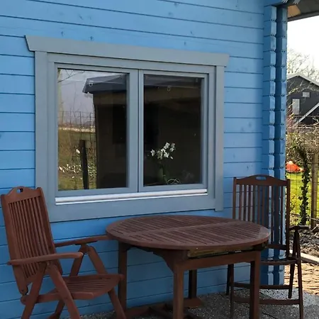 Vakantiewoning Vrijburg בקתה *